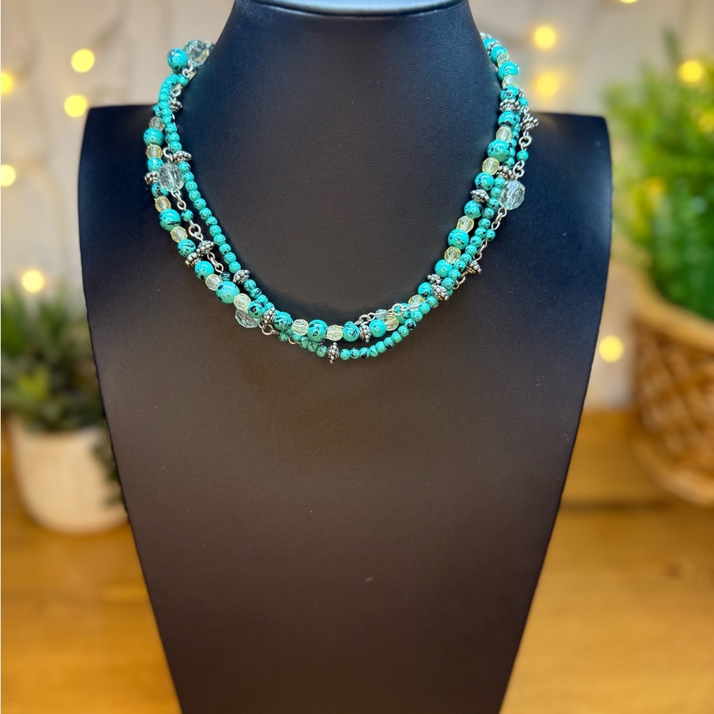 Premier Designs Turquoise and Silver Beaded Necklace